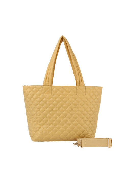 Quilted tote travel bag
