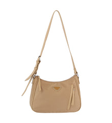 Welt pocket with zipper detailed shoulder bag