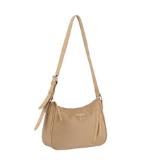 Welt pocket with zipper detailed shoulder bag